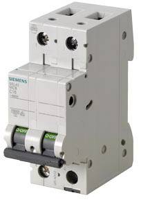 Ein zweipoliger Leitungsschutzschalter von Siemens, Modell 5SL4, geeignet für 10 Ampere, zur Absicherung von elektrischen Stromkreisen.