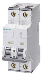 Ein zweipoliger Leistungsschalter von Siemens, typisch für elektrische Installationen, zur Steuerung und Absicherung von Stromkreisen.