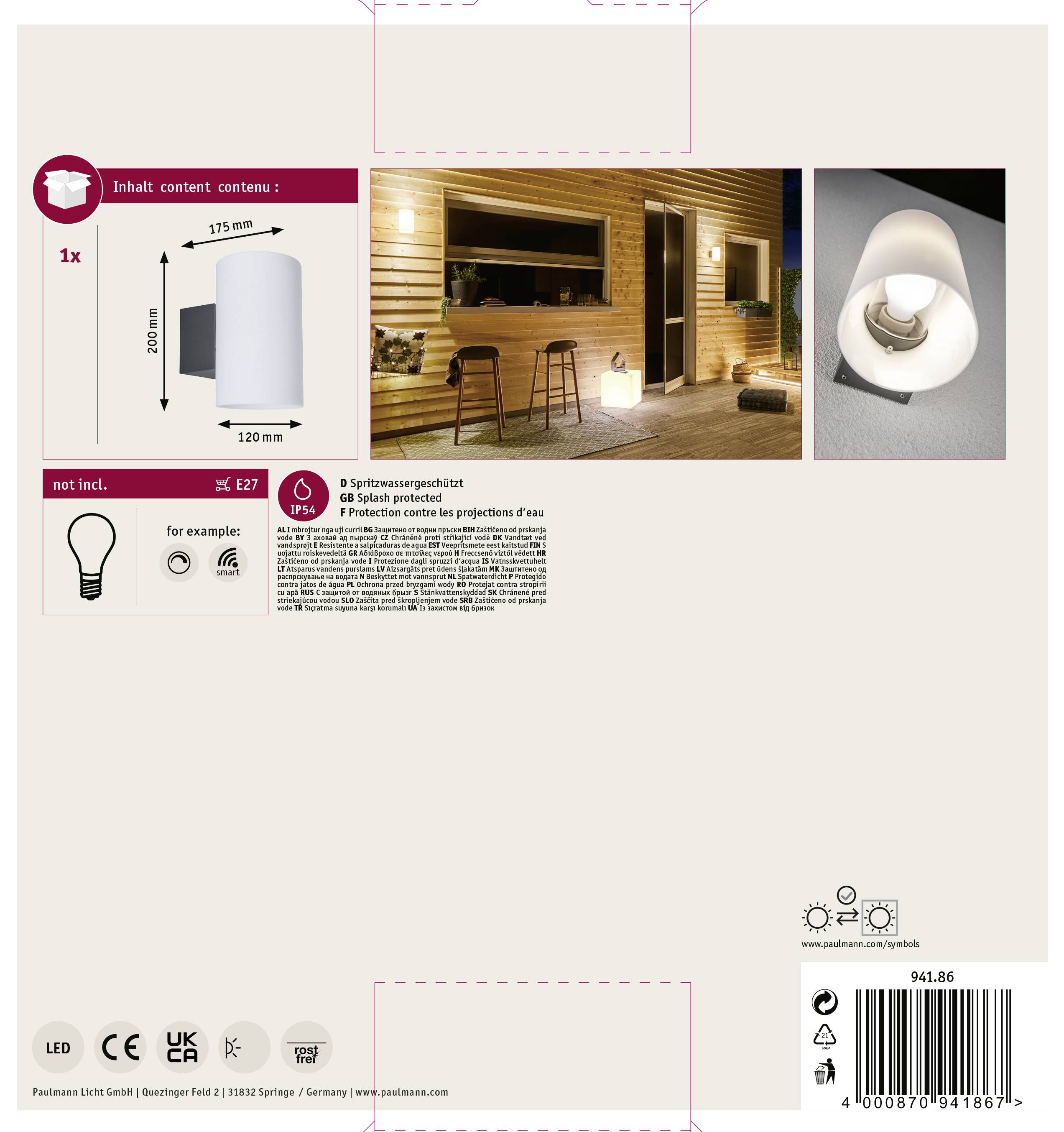 Verpackung einer Außenleuchte: zeigt eine moderne Leuchte an einer Hausfassade und ein Foto der beleuchteten Umgebung. Enthält Schutzklasse-IP44-Info.