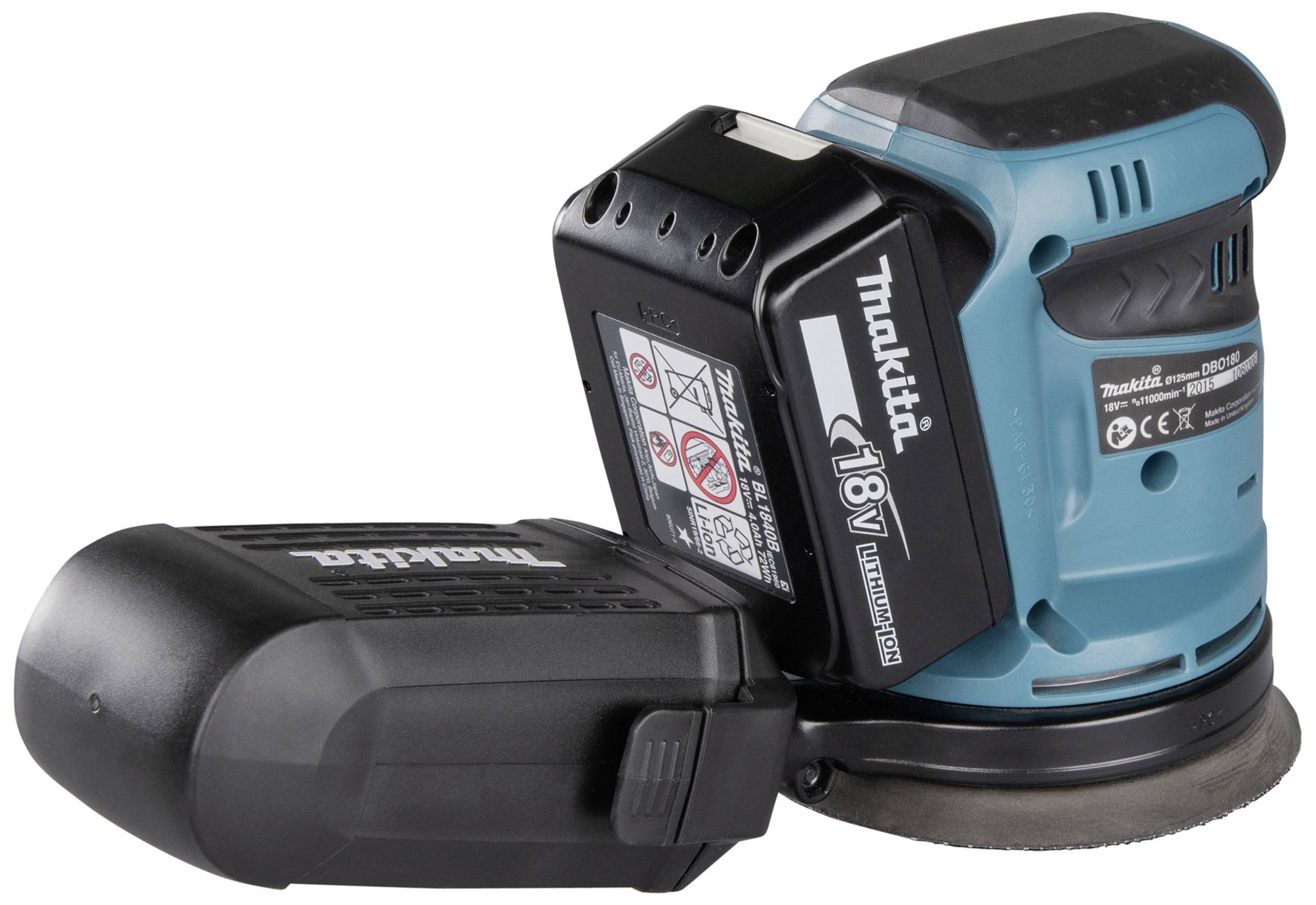 Akku-Exzenterschleifer in Blau und Schwarz von Makita, Modellnummer sichtbar. Gerät steht seitlich auf dem Boden.