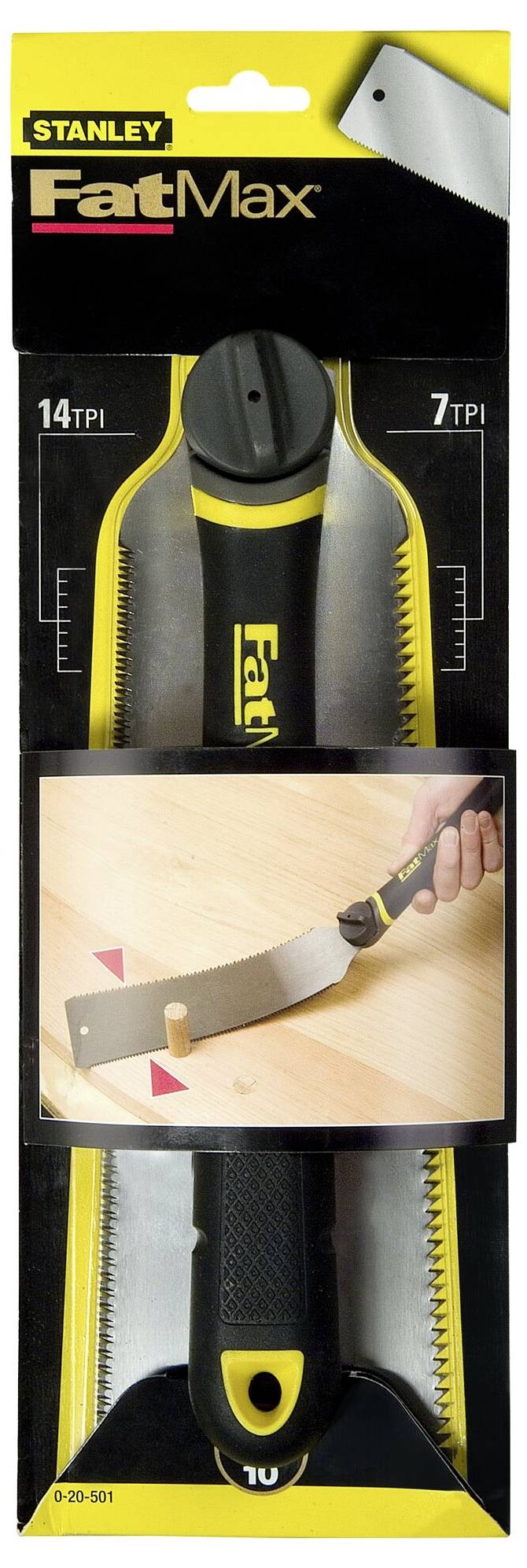 Verpackung einer Stanley-FatMax-Säge mit zwei Sägeklingen (14 TPI und 7 TPI). Eine Nahaufnahme zeigt die Anwendung auf Holz.