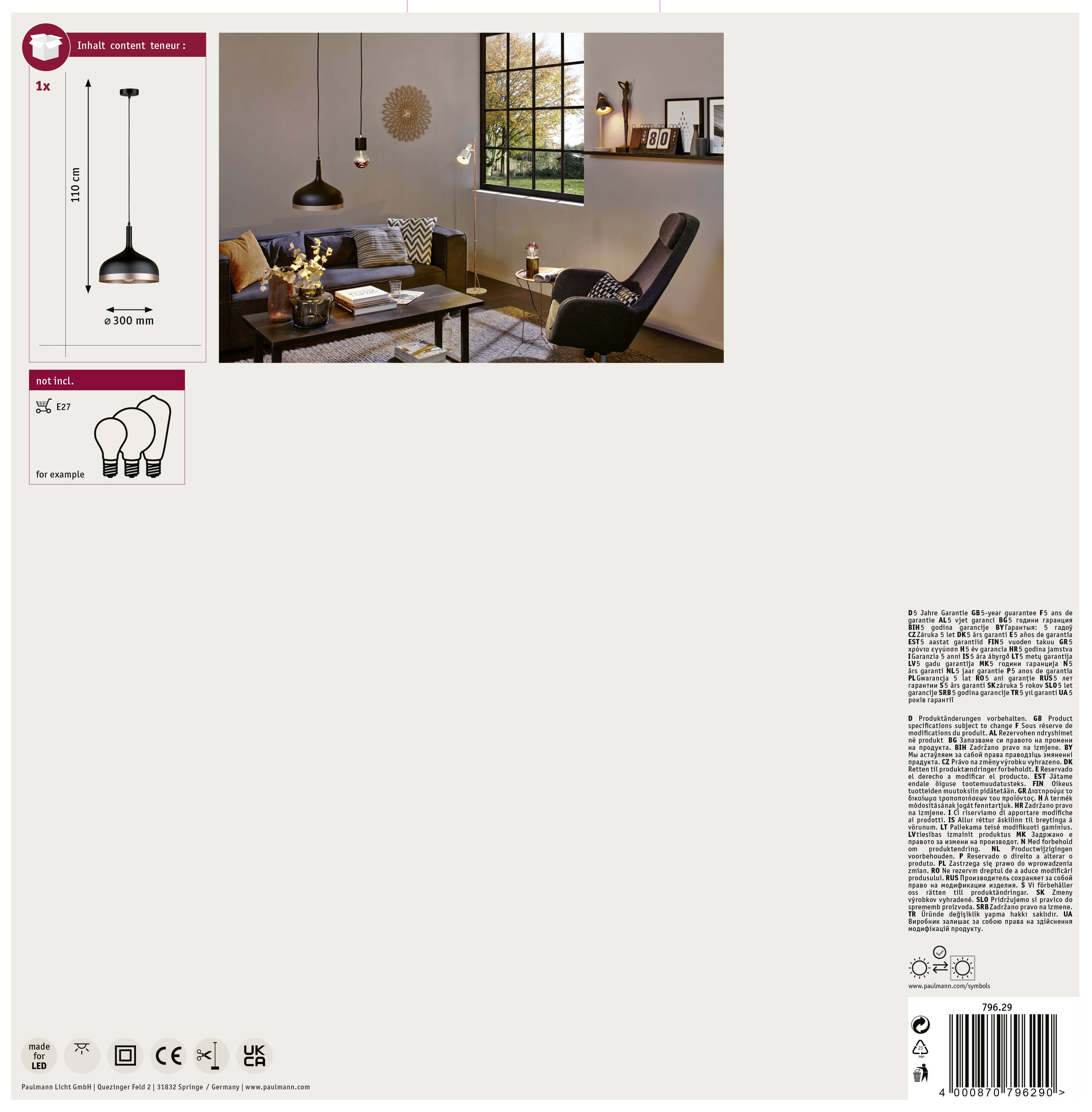 Hängelampe zur Innenbeleuchtung in einem modernen Wohnraum. Bild zeigt Lampe über einem Sofa und Sessel. Produktinformationen rechts.