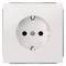 Weiße Steckdose mit Erdung und Siemens-Markierung auf der Vorderseite. Sie hat zwei runde Öffnungen für einen Schuko-Stecker.