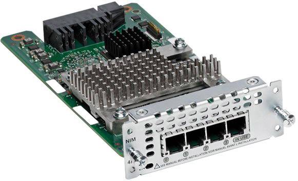Netzwerkerweiterungskarte mit Kühlkörper und vier Ethernetanschlüssen. Sie dient zur Erweiterung der Netzwerkfähigkeit eines Servers.