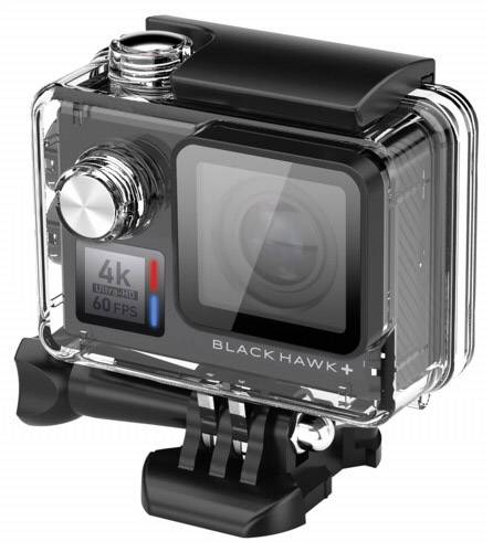 Actionkamera in wasserdichtem Gehäuse, mit '4K Ultra HD 60 FPS' auf dem Display. Modellname auf der Vorderseite.
