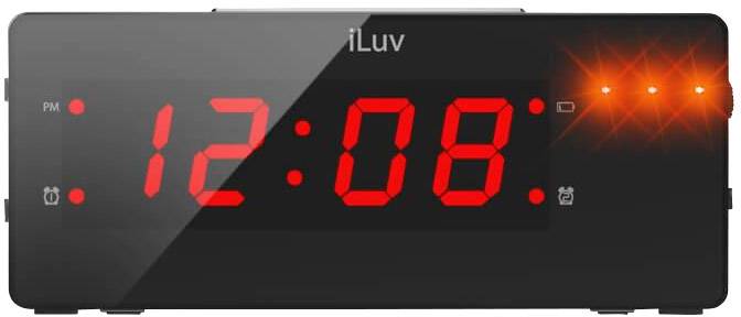 Ein digitaler Wecker zeigt die Uhrzeit '12:08' an. Rechts leuchten vier orangefarbene Lämpchen.
