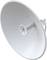 Parabolantenne von der Seite, zeigt die breite Schüssel und den zentral montierten Empfangskopf. Ideal für Satellitenkommunikation.