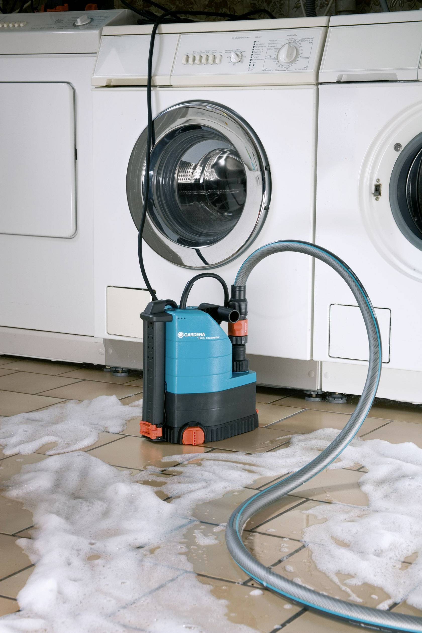 GARDENA 01785-61 13000 aquasensor Klarwasser-Tauchpumpe 13000 l/h 8 m-2