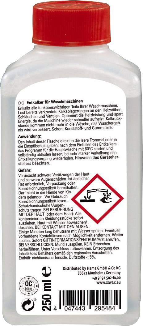 'Flasche mit Waschmaschinen-Entkalker; rote Kappe. Etikett zeigt Gebrauchsanweisung und Warnungen: reizend, geeignet für Heizstäbe und Trommeln.'