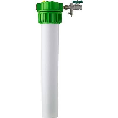 Ein weißer Wasserfilterzylinder mit grünem Kopf und Anschlüssen. Essenziell für Wasserreinigungssysteme in Haushalten.