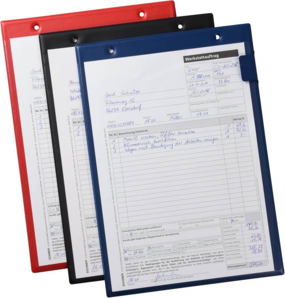 Drei Schreibunterlagen in Rot, Schwarz und Blau mit Werkstattaufträgen. Die Formulare enthalten Felder für Kundendetails und Auftragsinformationen.
