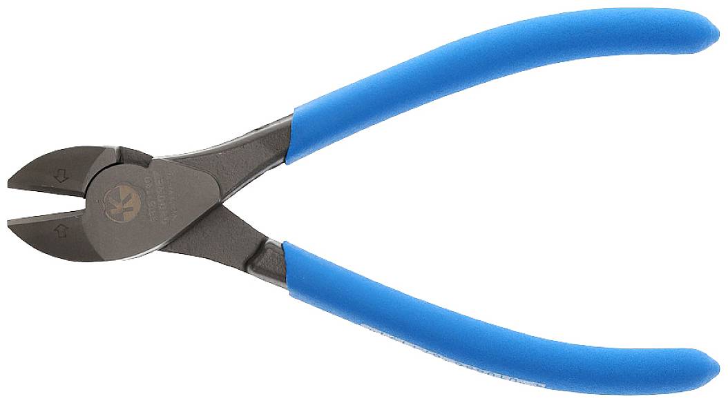Zange mit blauen Griffen, geeignet zum Schneiden von Draht und kleinen Kabeln, auf weißem Hintergrund.