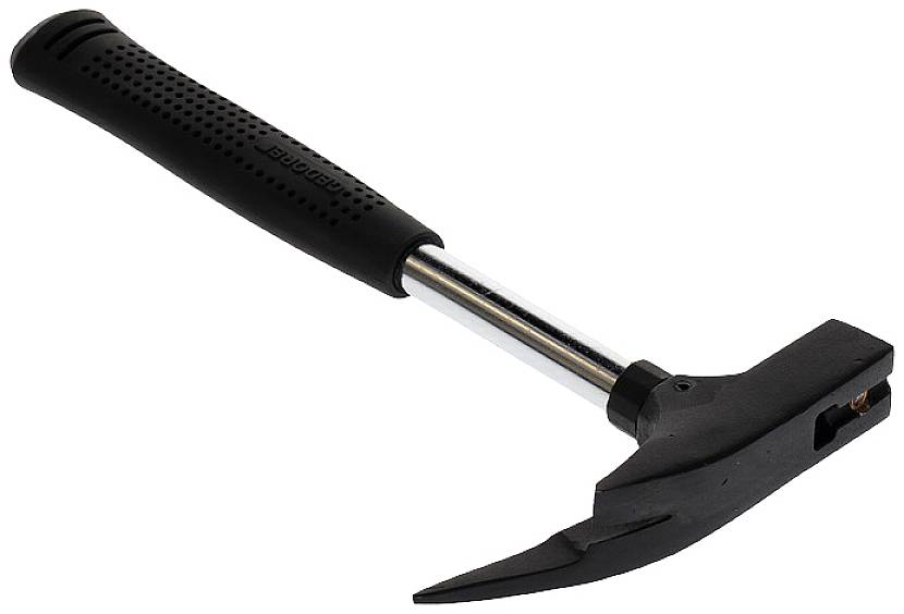 Ein schwarzer Zimmermannshammer mit einem Griff aus Metall und Gummi. Der Kopf hat eine flache Schlagfläche und eine spitze Klaue.