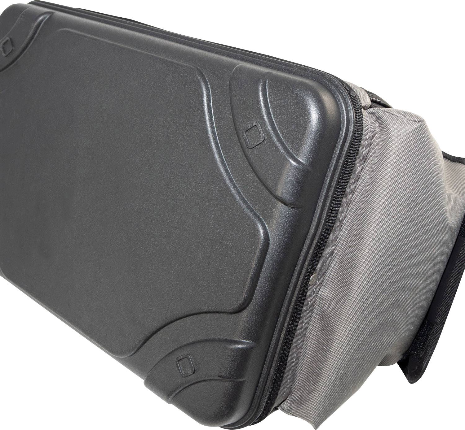 Schwarzes, rechteckiges Hartschalen-Etui mit grauer Stoffabdeckung, möglicherweise ein Schutz- oder Transportbehälter.