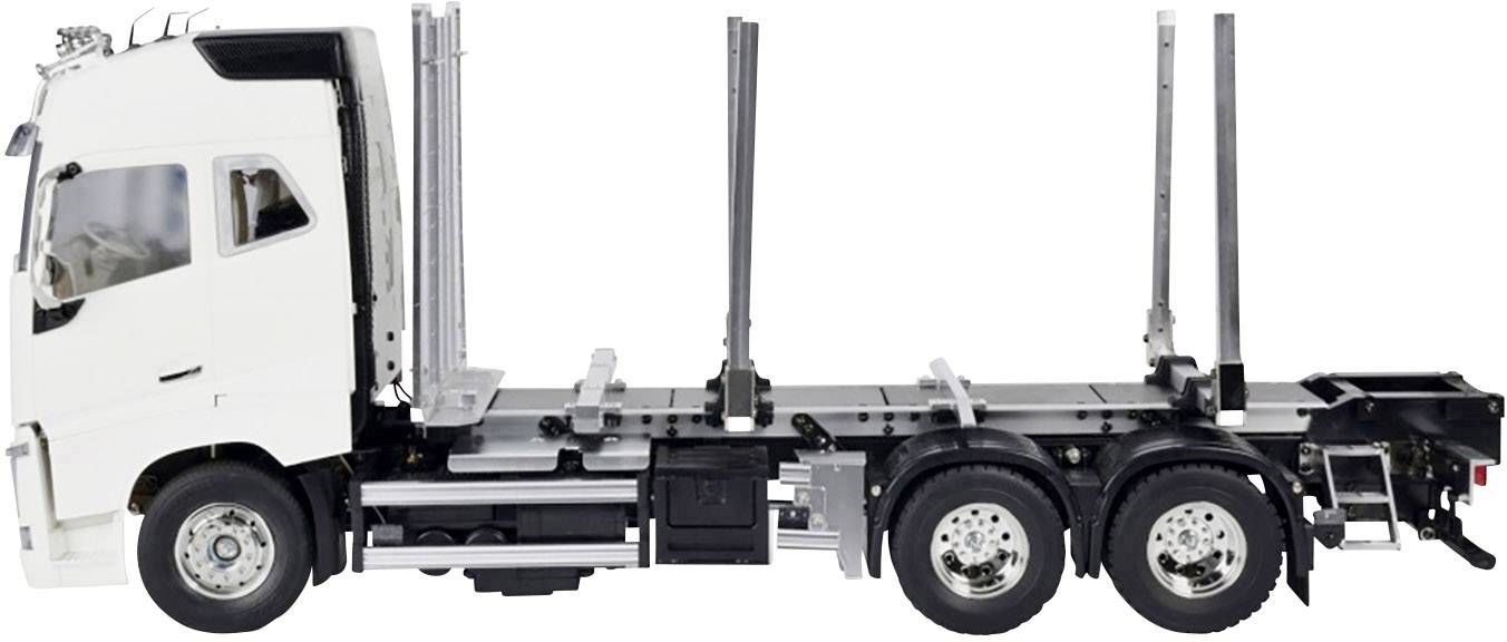 Ein weißer LKW mit offener Ladefläche, geeignet für den Transport von Holz oder schweren Gütern, steht seitlich abgebildet.