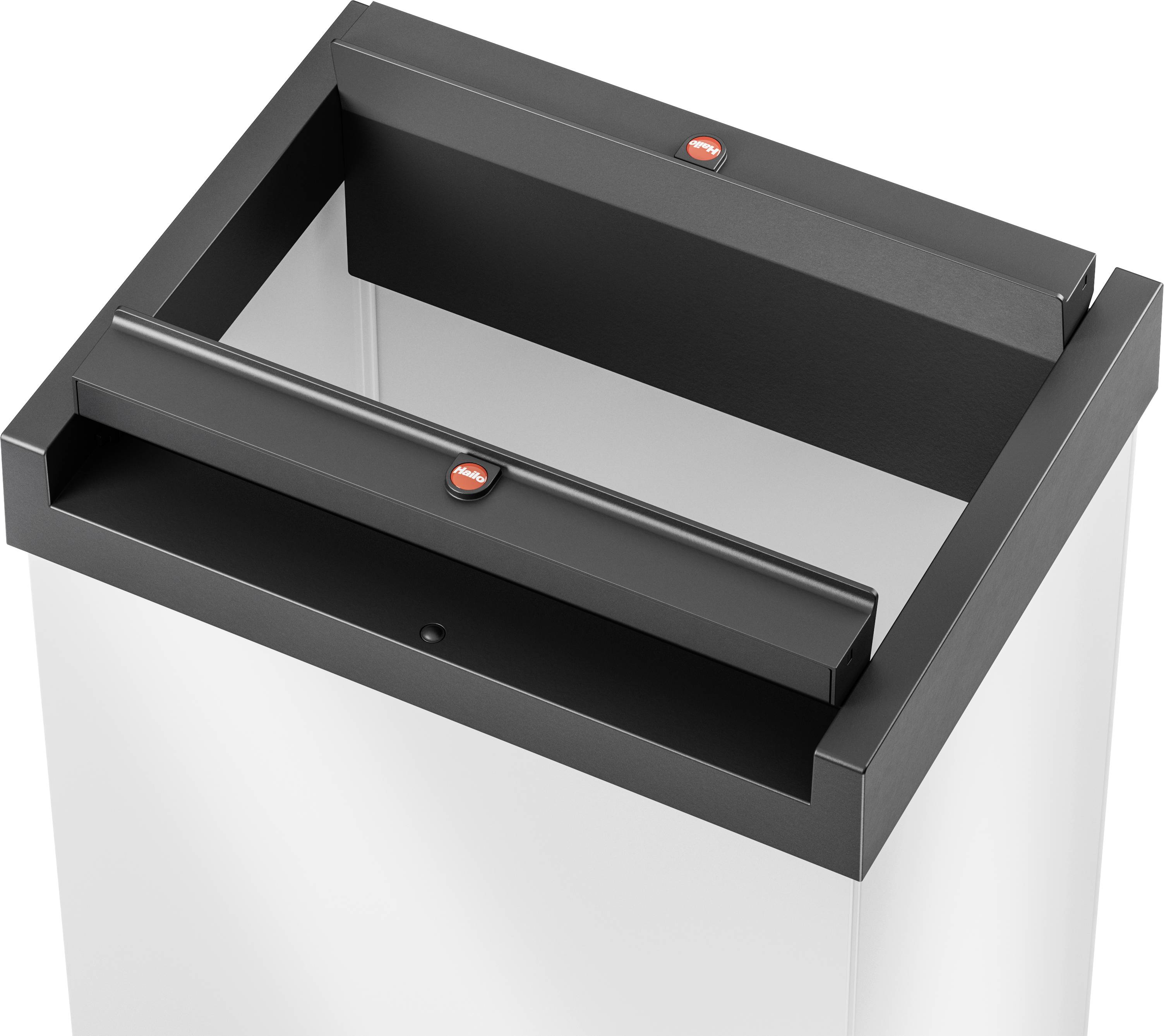 Ein quadratischer Papierkorb mit offenem Deckel und zwei schwarzen Überstandsleisten an gegenüberliegenden Seiten.