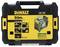 Ein Produktkoffer zeigt einen 12V DEWALT 50m 2x360° grünen Laser, IP65 zertifiziert. Enthält Bild eines Lasers und Text über seine Merkmale.