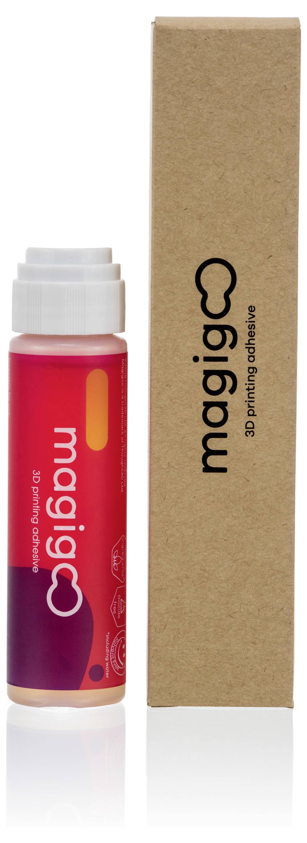 Eine rote Flasche mit dem Aufdruck 'magigoo', ein 3D-Druckkleber, steht neben einer braunen Schachtel mit demselben Logo.