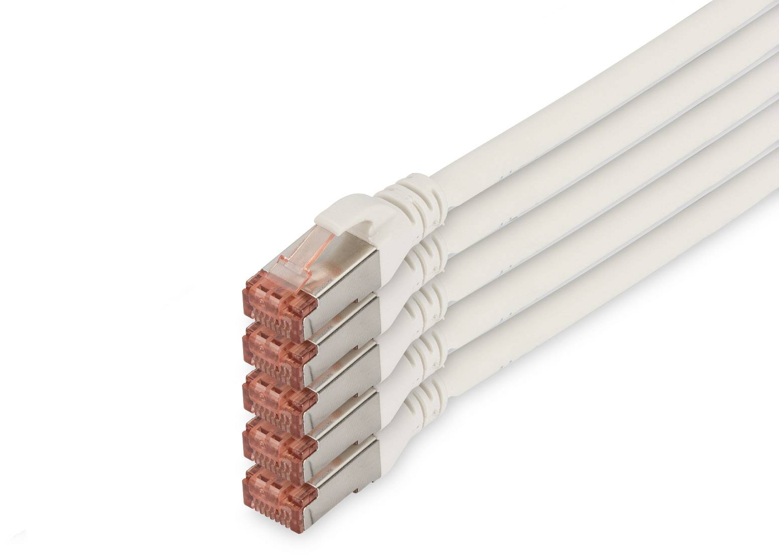 Vier weiße Ethernet-Kabel mit roten Steckern in einer geordneten Reihe. Ideal für Netzwerkverbindungen und Datenübertragung.