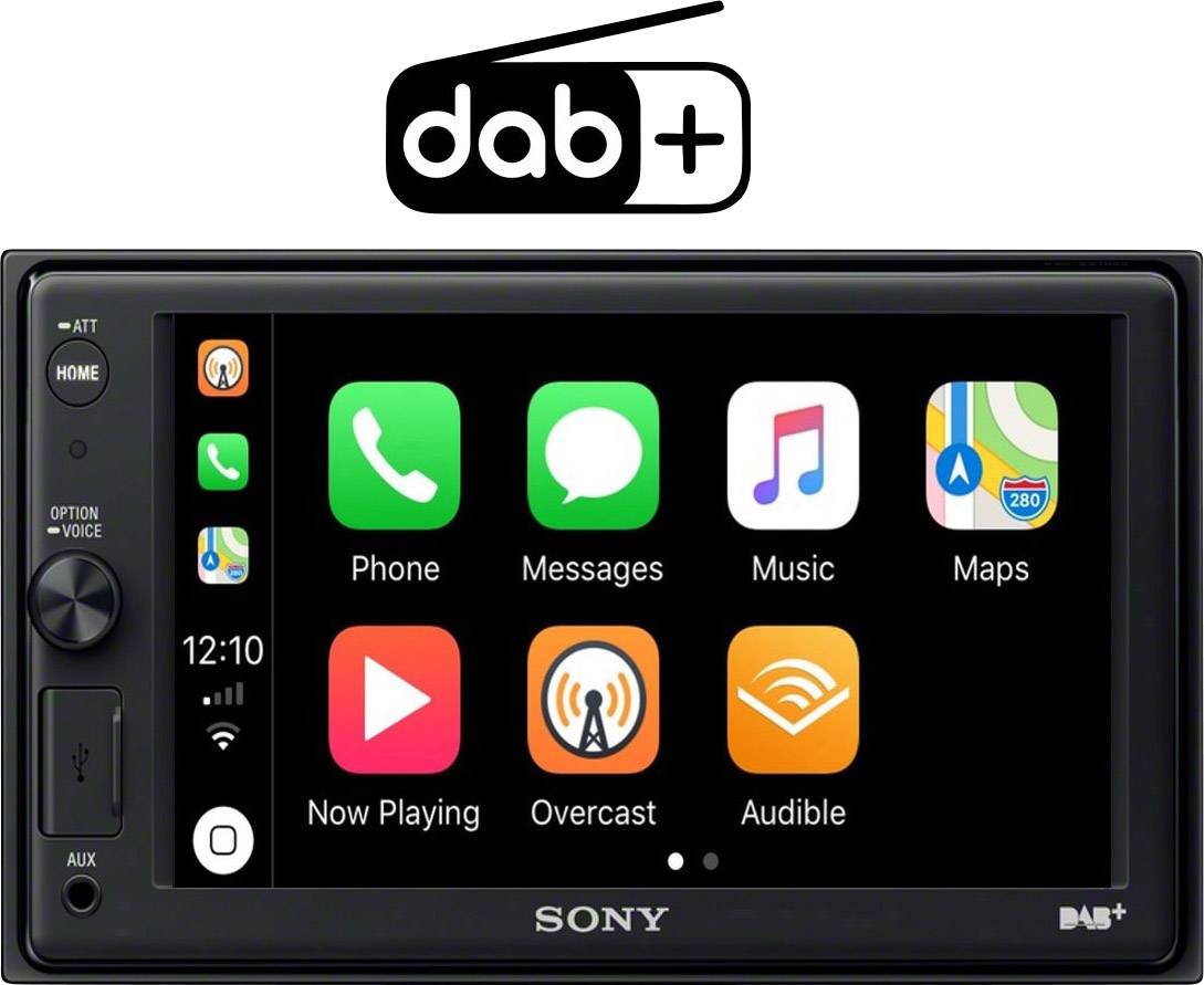 Ein Autoradio von Sony mit Touchscreen zeigt Apps wie 'Telefon', 'Nachrichten', 'Musik' und 'Karten'. Oben ist ein DAB+ Logo.