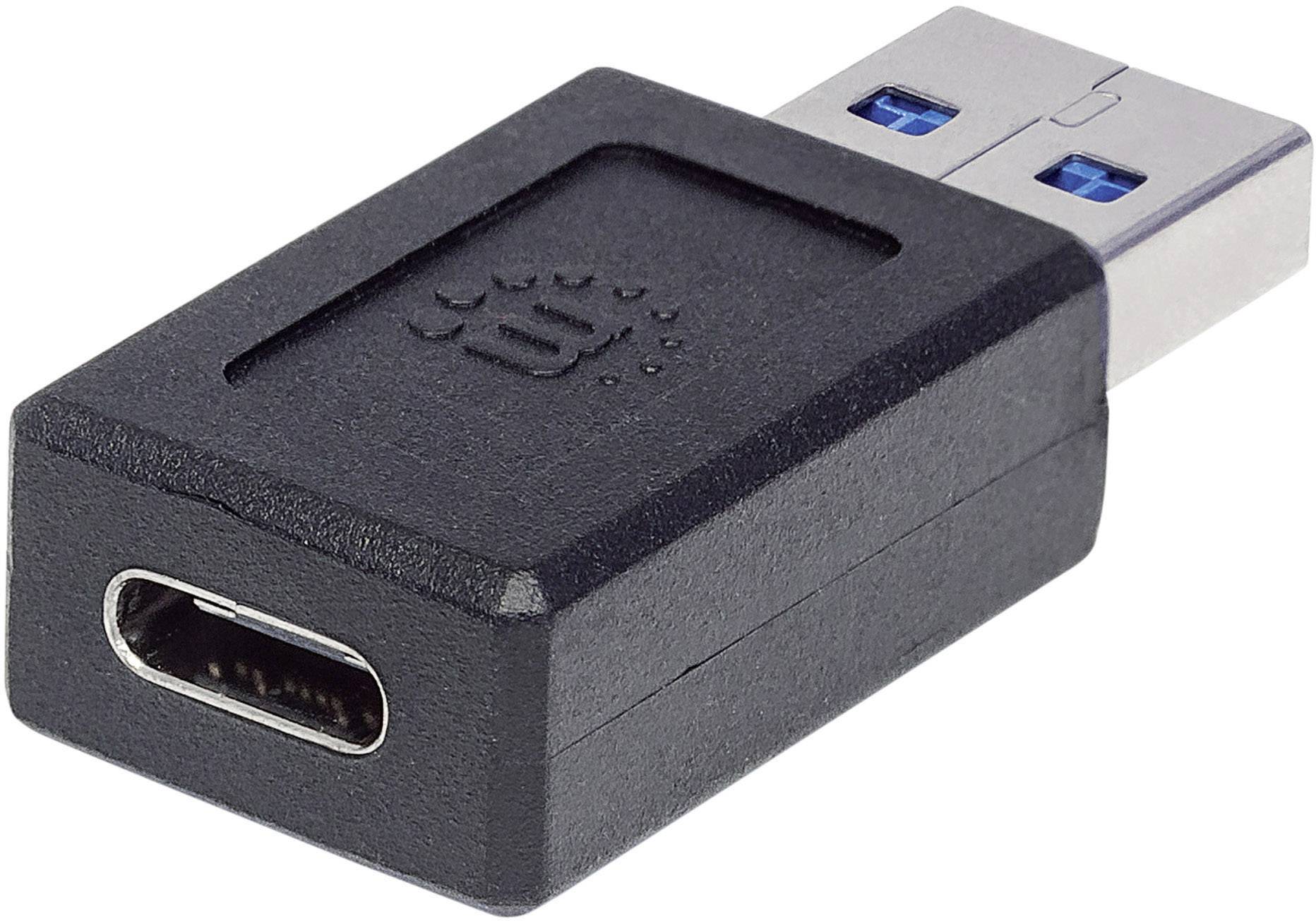 Ein schwarzer USB-Adapter, der einen USB-Anschluss mit einem USB-C-Port verbindet, liegt auf einer weißen Oberfläche.