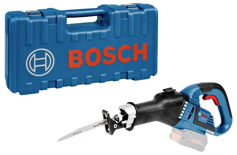 Eine Bosch-Säbelsäge mit blau-rotem Farbschema wird vor einem blauen Bosch-Transportkoffer präsentiert.