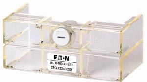 Ein durchsichtiges Plastikgehäuse für einen Hauptschalter. Aufschrift: 'EATON DL M400-NHBS1 XTCETS400SD'.