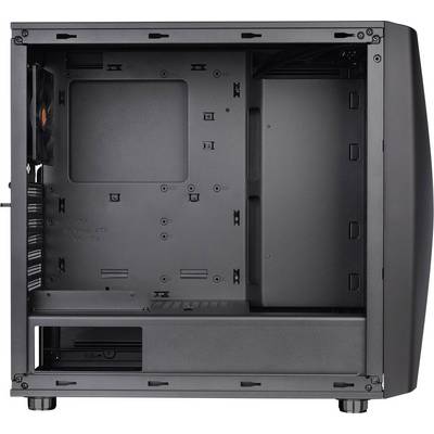 Leeres Computergehäuse mit sichtbaren Steckplätzen für Hauptplatine und Lüfter. Schwarzes Design mit seitlichem Zugang.