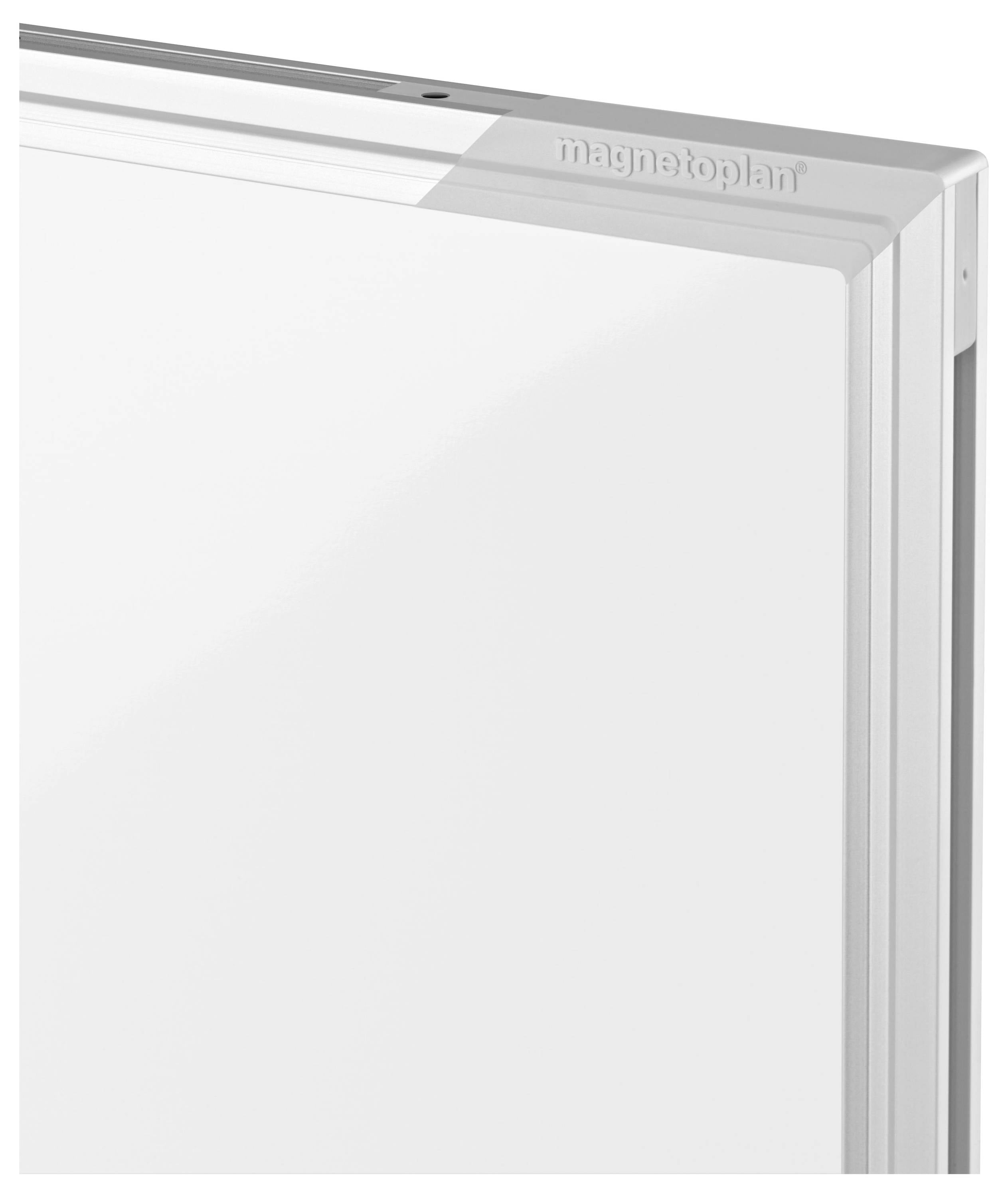 Nahaufnahme eines silbergerahmten, leeren Whiteboards oder Magnetboards mit dem Markennamen 'magnetoplan' oben.