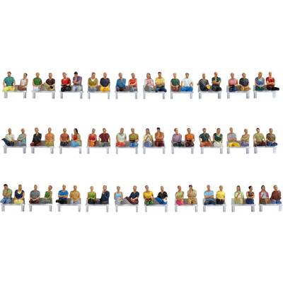 Reihe von Miniaturfiguren, die bunt gekleidet auf Bänken sitzen, symbolisiert Vielfalt und Gemeinschaft.