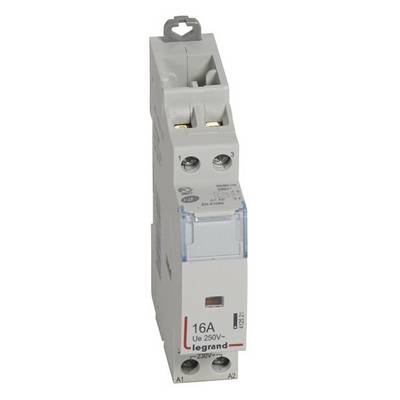 Ein elektrisches Relais von Legrand, ausgelegt für 16A und 250V. Es ist grau mit Schraubanschlüssen und hat eine transparente Abdeckung vorne.