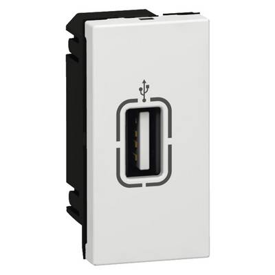 Weiße USB-Wandsteckdose im Hochformat mit USB-Symbol über dem Anschluss.