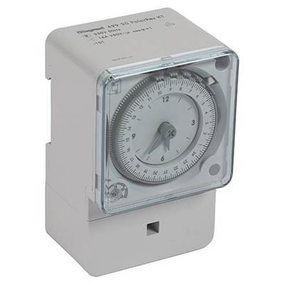 Ein mechanischer Timer mit einem 24-Stunden-Drehknopf zur Einstellung von Schaltzeiten. Kunststoffgehäuse, durchsichtiges Cover.