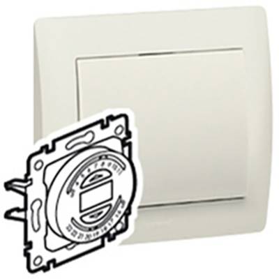 Beiger Lichtschalter mit Steckdosenelement dargestellt. Der Schalter ist quadratisch mit abgerundeten Kanten, modernes Design.