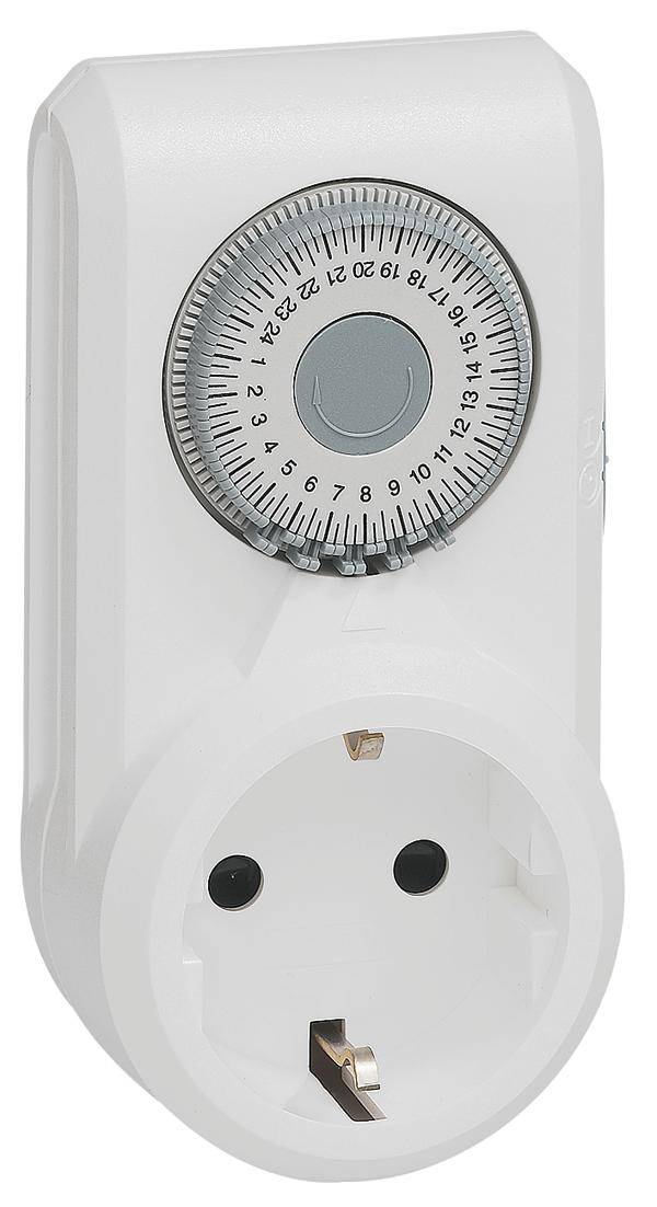 Legrand 699812 Zeitschaltuhr analog Wochenprogramm IP20 EIN/AUTO/AUS-Programm