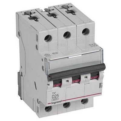 Dreipoliger Schutzschalter, Modell 'TX D25' von Legrand. Verwendet zur Absicherung von elektrischen Stromkreisen gegen Überlast.