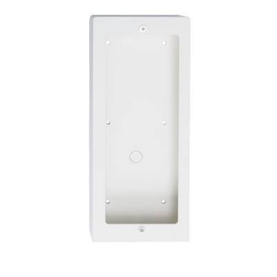 Eine rechteckige, weiße Installationsbox mit mehreren Befestigungslöchern, wahrscheinlich für Elektroinstallationen.