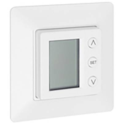Weißes digitales Wandthermostat mit Display und drei Tasten: Pfeil nach oben, 'Set', Pfeil nach unten.