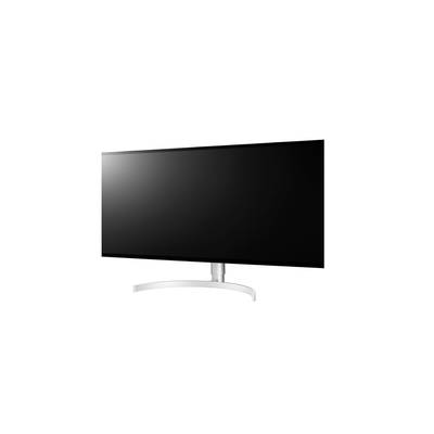 Breiter, moderner Computer-Monitor mit schlankem silbernem Standfuß, vor weißem Hintergrund.