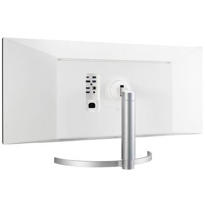 Ein weißer Computermonitor von hinten mit mehreren Anschlussmöglichkeiten, steht auf einem metallischen, halbkreisförmigen Ständer.