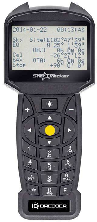 Handsteuerung eines Teleskops mit Display, das Datum, Uhrzeit und Himmelskoordinaten anzeigt. Tasten zur Navigation und Funktionseinstellung.