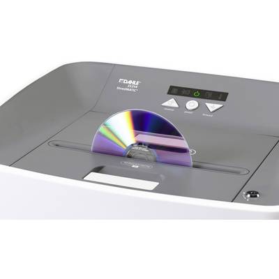 Ein CD-Shredder mit einer CD, die teilweise in den Schlitz eingeführt ist, zeigt die Fähigkeit des Geräts, CDs zu zerkleinern.
