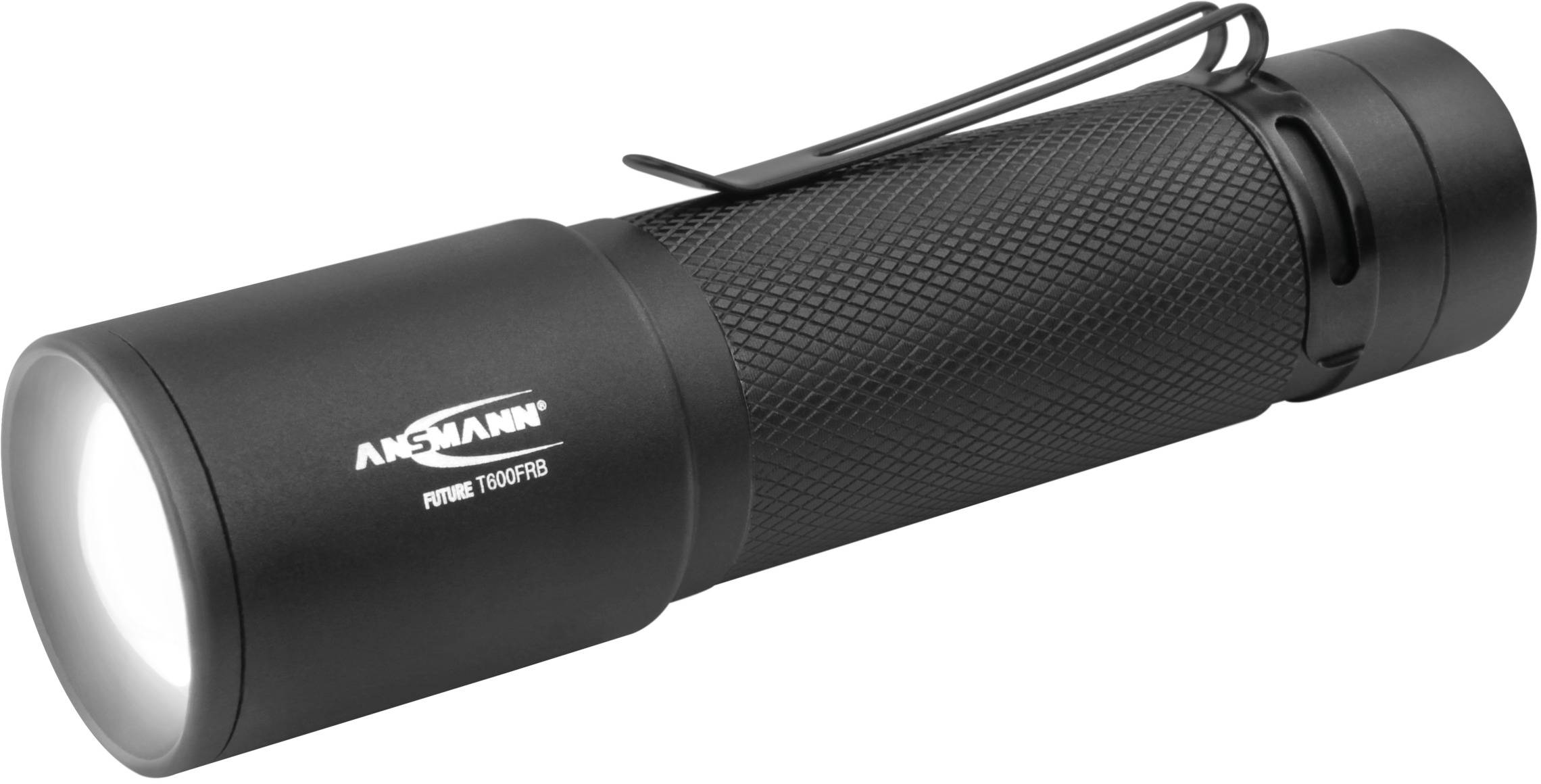 Schwarze Taschenlampe mit Text 'Ansmann Future T500FR'. Sie besitzt ein robustes, geripptes Gehäuse und einen Befestigungsclip.