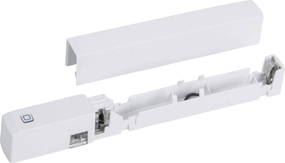 Halterung für batteriebetriebene LED-Fensteröffnungsmelder, weiß, rechteckig, mit abnehmbarem Deckel und Öffnung für Sensor.