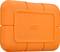 Externe Festplatte von LaCie in leuchtendem Orange, robustes Design für zusätzlichen Schutz vor Stößen und Herunterfallen.