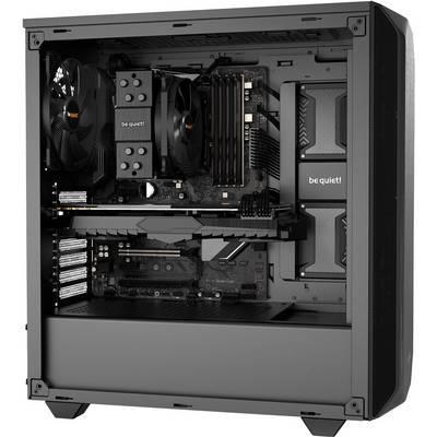 Ein aufrecht stehender Computergehäuse zeigt eine detaillierte Innenansicht mit Lüftern, Hauptplatine und Grafikkarte von 'be quiet!'.