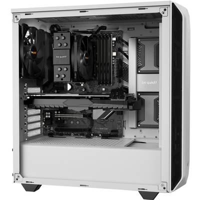 Ein geöffneter Computer mit sichtbaren Komponenten wie Lüfter, Mainboard, Grafikkarte und RAM in einem weißen Gehäuse.