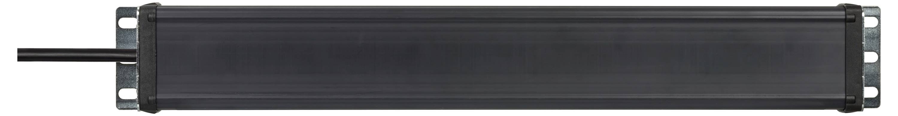 Schwarzes rechteckiges Rack-Mount-Elektronikmodul mit Endbeschlägen und horizontalen Montagestangen auf weißem Hintergrund.