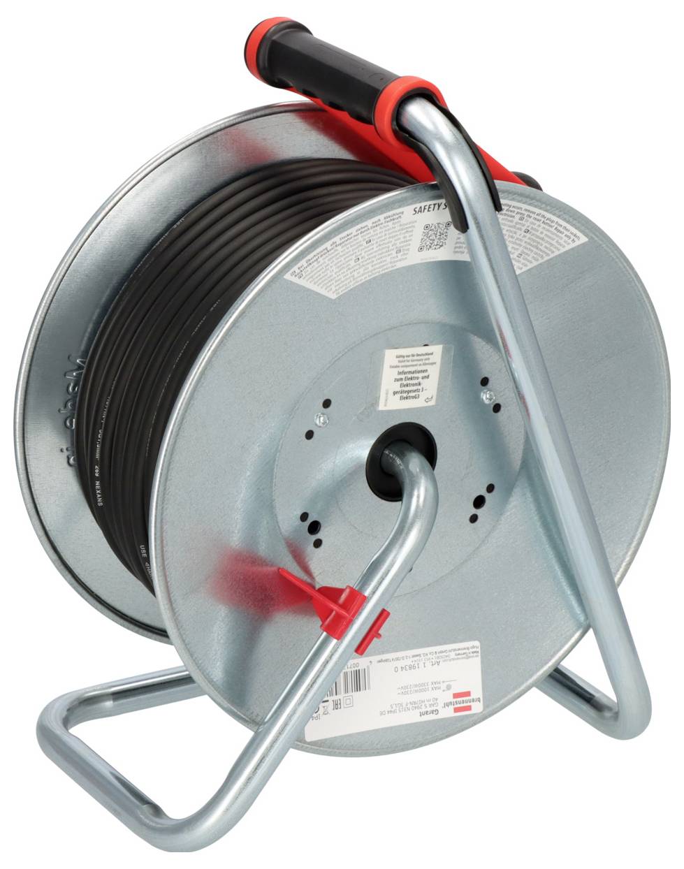 Tragbare Schlauch- oder Kabelrolle auf einem Metallständer mit einem rot-schwarzen Griff, vor weißem Hintergrund dargestellt.