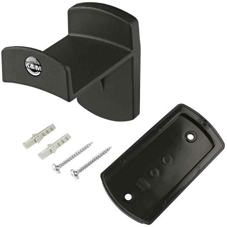 Wandhalterung mit K&M-Logo, inklusive Schrauben und Dübel. Gezeigt sind Halterung, Montageplatte, zwei Schrauben und zwei Dübel.